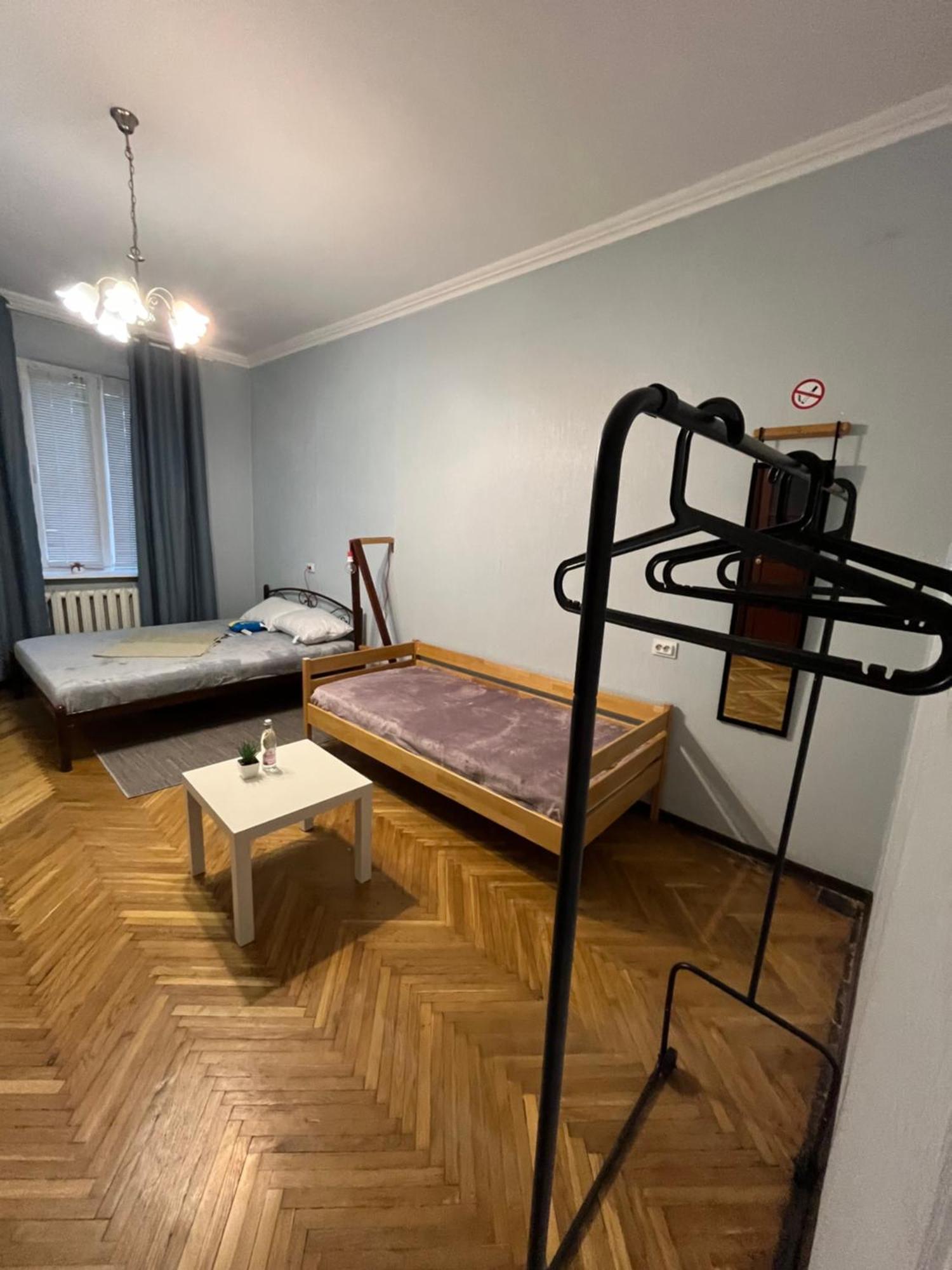 Ararat-Klovskaya Hostel-Apartments Kiev ภายนอก รูปภาพ