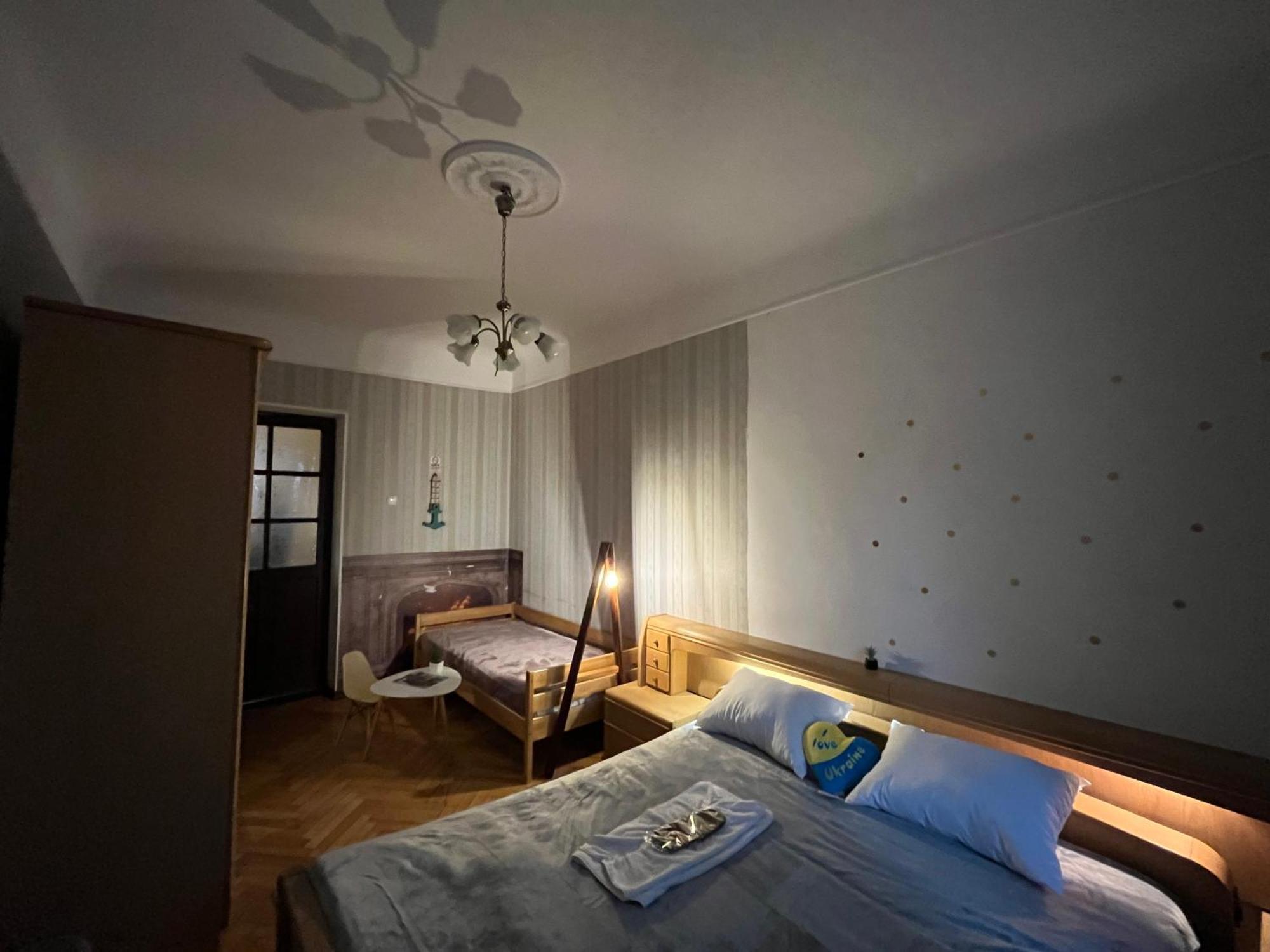 Ararat-Klovskaya Hostel-Apartments Kiev ภายนอก รูปภาพ